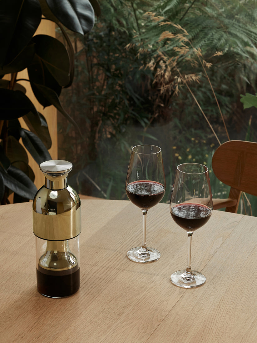 eto wine decanter in Gold mirror finish