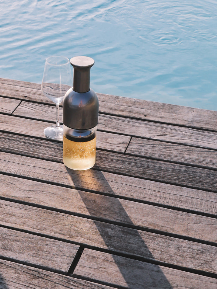 eto wine decanter in Stainless satin finish